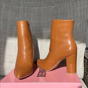 NEW Heeled Boots (Caramel color)
